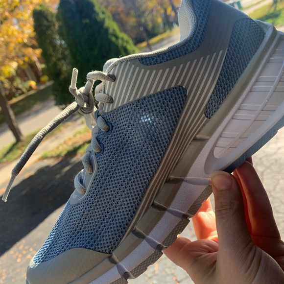 Sport shoes for women size 8.5 colour blue brand new - Picture 2 of 4